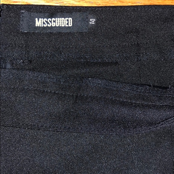 Black going out skort - Picture 3 of 3